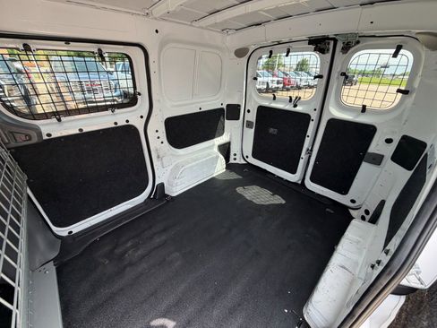 Used 2018 Nissan NV200 SV w/ Navigation Package FWD image 21