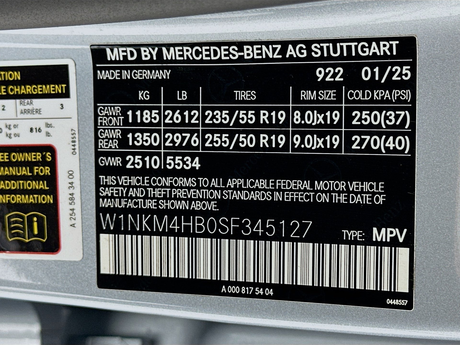 Used 2025 Mercedes-Benz GLC 300 4MATIC image 33