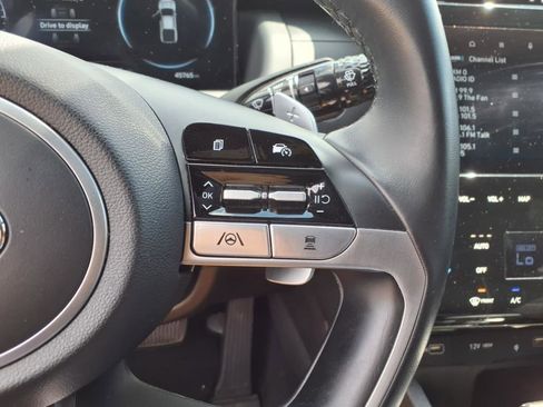 Used 2023 Hyundai Santa Cruz SEL Premium image 19