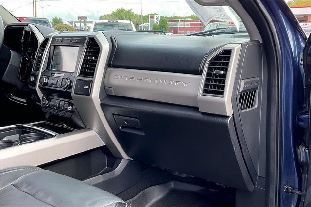 Used 2019 Ford F350 Lariat w/ Lariat Ultimate Package AWD/4WD image 16