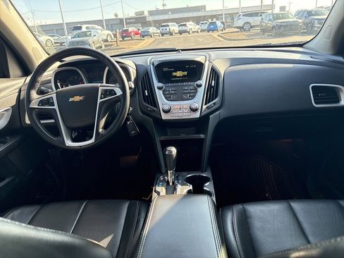 Used 2017 Chevrolet Equinox Premier w/ Enhanced Convenience Package image 12