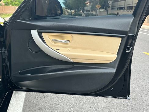 Used 2018 BMW 320i Sedan image 35