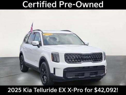 Used 2025 Kia Telluride AWD image 1