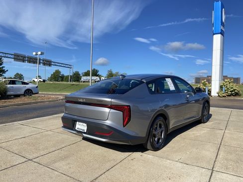 Used 2025 Kia K4 FWD image 11