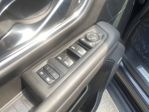 Used 2022 Chevrolet Tahoe LT w/ Luxury Package RWD image 14