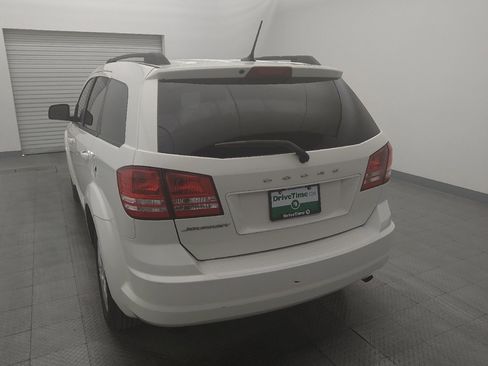 Used 2017 Dodge Journey SE w/ Flexible Seating Group image 6