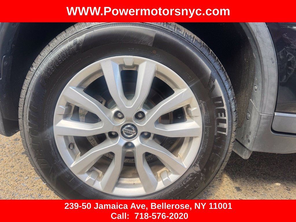 Used 2019 Nissan Rogue SV AWD/4WD image 12