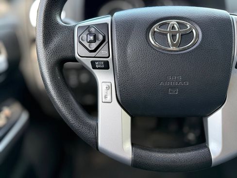 Used 2017 Toyota Tundra SR5 AWD/4WD image 26