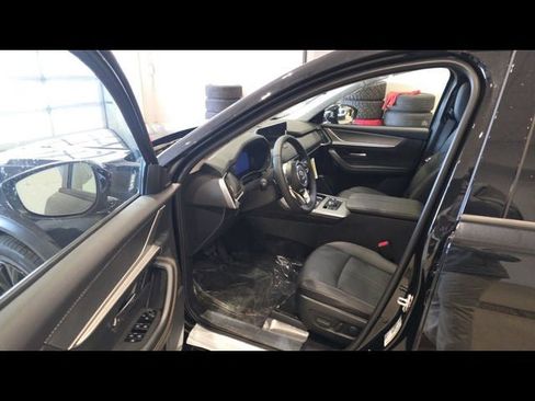 New 2026 MAZDA CX-90 Plug-In Hybrid w/Premium Sport AWD/4WD image 40