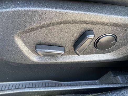Used 2022 Ford Edge SEL AWD/4WD image 16