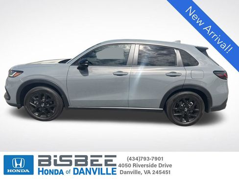 Used 2025 Honda HR-V Sport image 1