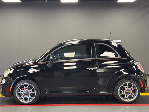 Used 2015 FIAT 500 Sport w/ Comfort/Convenience Group image 3
