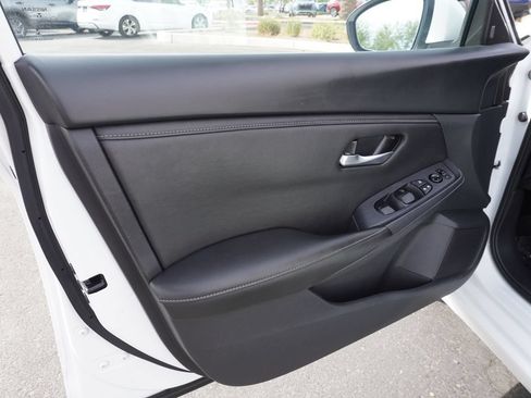 Certified 2025 Nissan Sentra SV FWD image 14