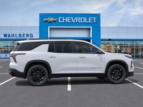 New 2026 Chevrolet Traverse LT w/ Midnight/Sport Edition image 5