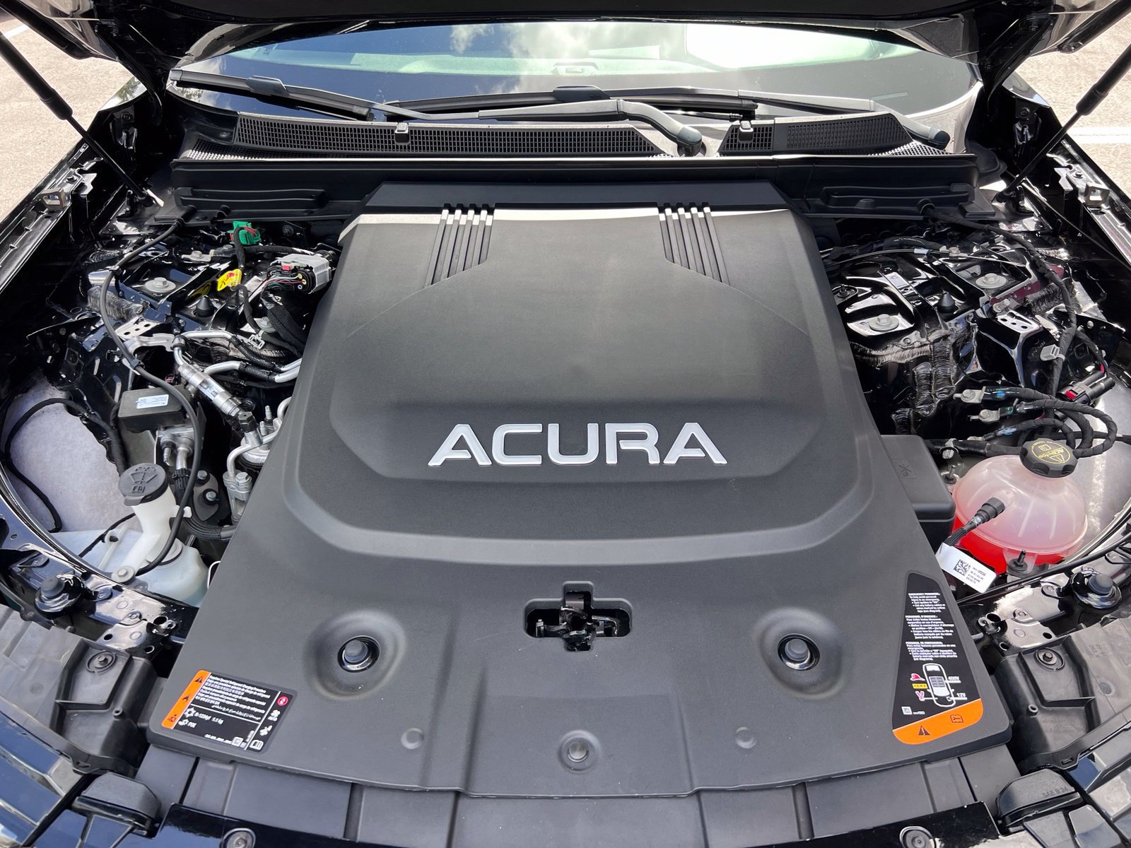 Used 2024 Acura ZDX A-Spec RWD image 18