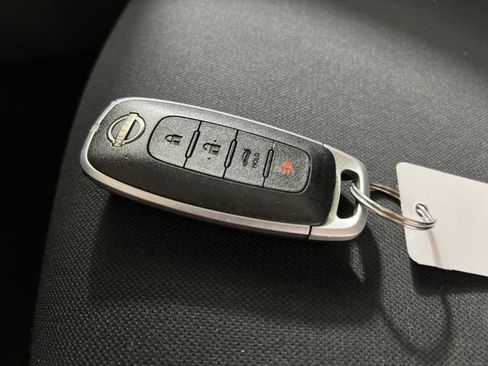 Used 2024 Nissan Sentra SV image 26