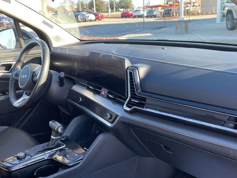 Used 2023 Kia Sportage SX image 13