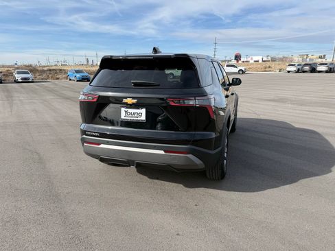 Used 2026 Chevrolet Equinox LT w/ Convenience Package II image 11