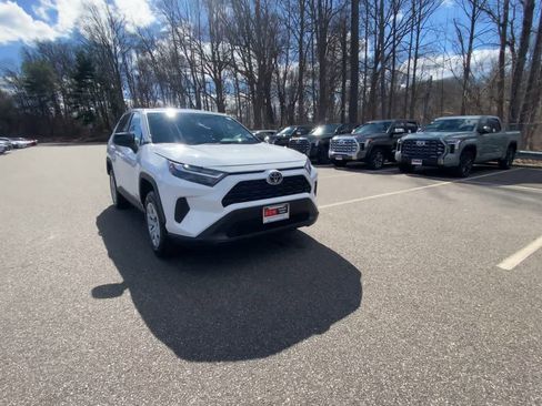 Certified 2025 Toyota RAV4 LE image 7