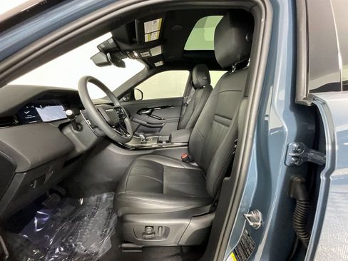 Used 2026 Land Rover Range Rover Evoque S AWD/4WD image 11