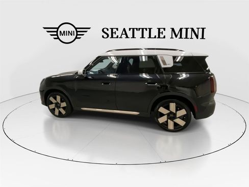Certified 2025 MINI Cooper Countryman S w/ Comfort Package Max image 7