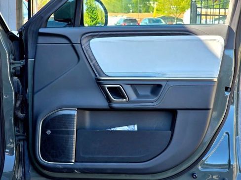 Used 2023 Rivian R1S Launch Edition AWD/4WD image 30