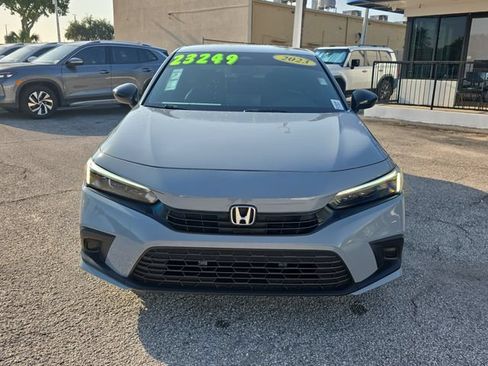 Used 2023 Honda Civic Sport image 2