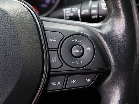 Used 2019 Toyota RAV4 XLE Premium w/ Cold Weather Package AWD/4WD image 22