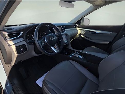 Used 2023 INFINITI QX50 Sensory w/ Accent Package image 17