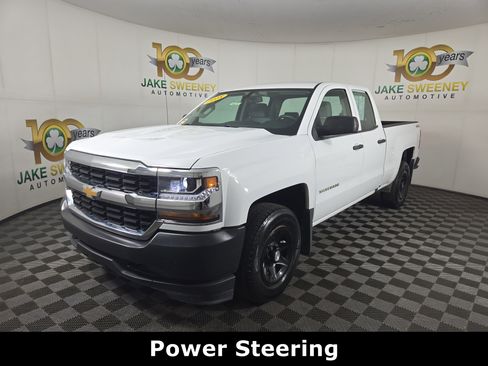 Used 2018 Chevrolet Silverado 1500 W/T AWD/4WD image 3