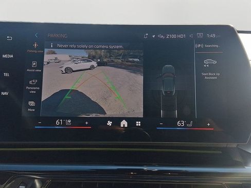 Certified 2025 BMW X2 xDrive28i w/ Convenience Package image 18