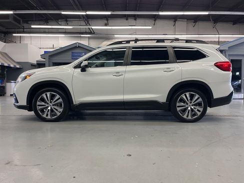 Used 2019 Subaru Ascent Premium w/ Popular Package #3 image 4
