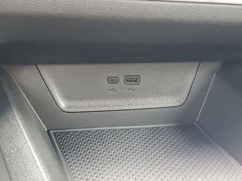 New 2026 Chevrolet Equinox LT w/ Convenience Package II image 28