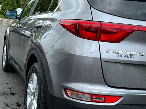 Certified 2018 Kia Sportage LX FWD image 9