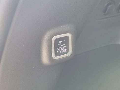 New 2026 Jeep Cherokee Limited image 27