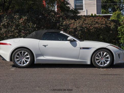 Used 2017 Jaguar F-TYPE Convertible image 21