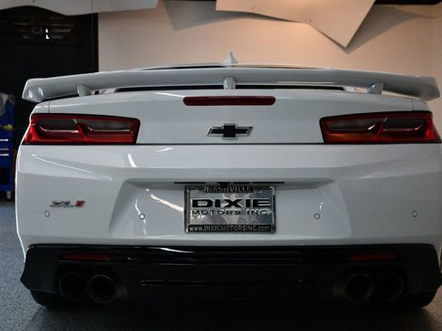 Used 2018 Chevrolet Camaro ZL1 RWD image 12