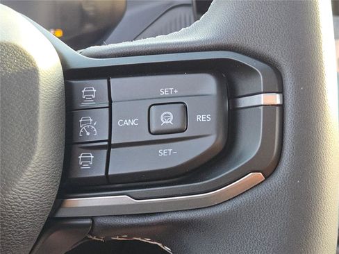 New 2026 Jeep Cherokee Overland w/ Advanced Pro Tech Group AWD/4WD image 35