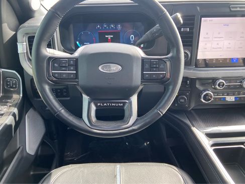 Used 2025 Ford F250 Platinum w/ Snow Plow Prep Package AWD/4WD image 18