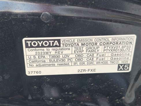 Used 2023 Toyota Corolla LE w/ Carpet Mat Package (TMS) FWD image 17