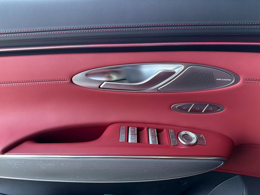 New 2026 Genesis GV70 3.5T Sport Advanced AWD/4WD image 11