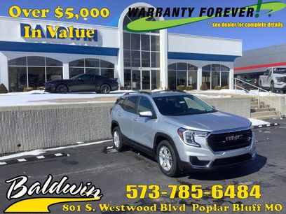 Used 2022 GMC Terrain SLE w/ Driver Convenience Package