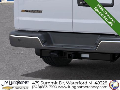 New 2025 Chevrolet Express 2500 w/ Enhanced Convenience Package image 16