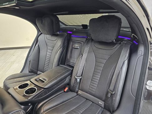 Used 2020 Mercedes-Benz S 560 Sedan image 27