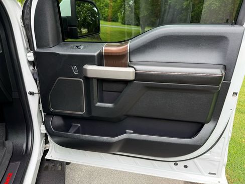 Used 2018 Ford F150 Raptor w/ Equipment Group 802A Luxury AWD/4WD image 41