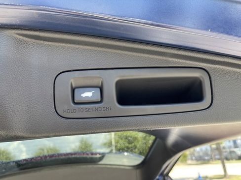 Used 2020 Honda CR-V EX-L image 29