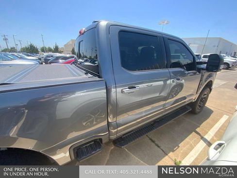 Used 2023 Ford F250 Lariat w/ Sport Appearance Package AWD/4WD image 5