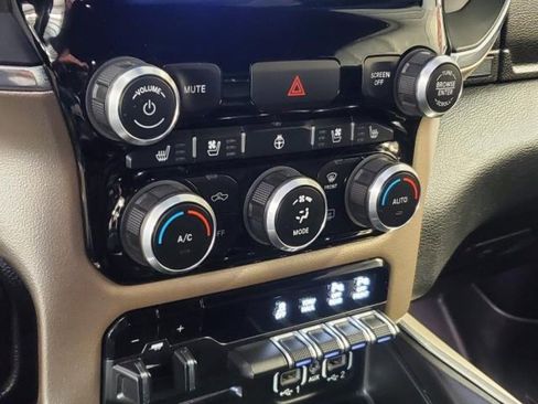 Used 2019 RAM 1500 Laramie image 26