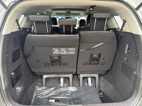 New 2026 Kia Carnival SX image 16