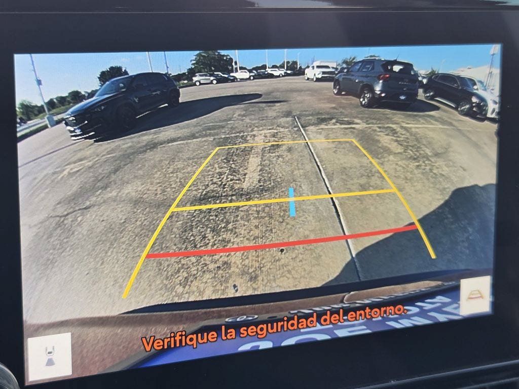 Used 2023 Toyota RAV4 XLE FWD image 19